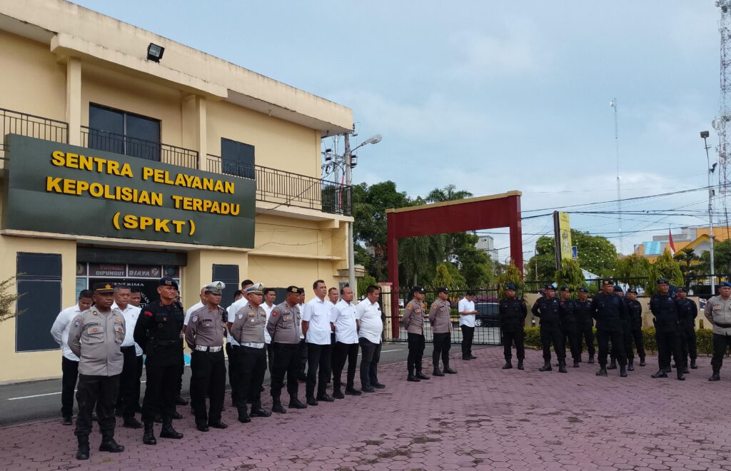 Apel Jam Pimpinan, Wakapolres Tanjungbalai Tekankan Kedisiplinan dan Kewajiban Dalam Bertugas 2 IMG 20250929 WA0076