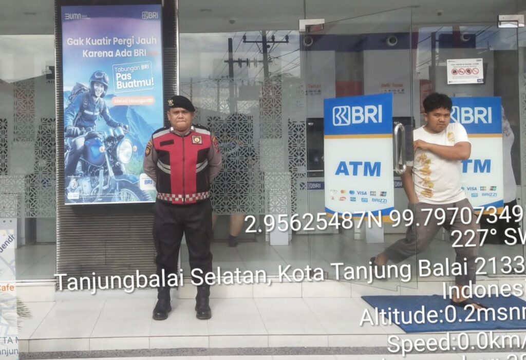 Pengamanan Objek Vital Perbankan oleh Sat Samapta Polres Tanjungbalai 2 IMG 20251210 WA0075